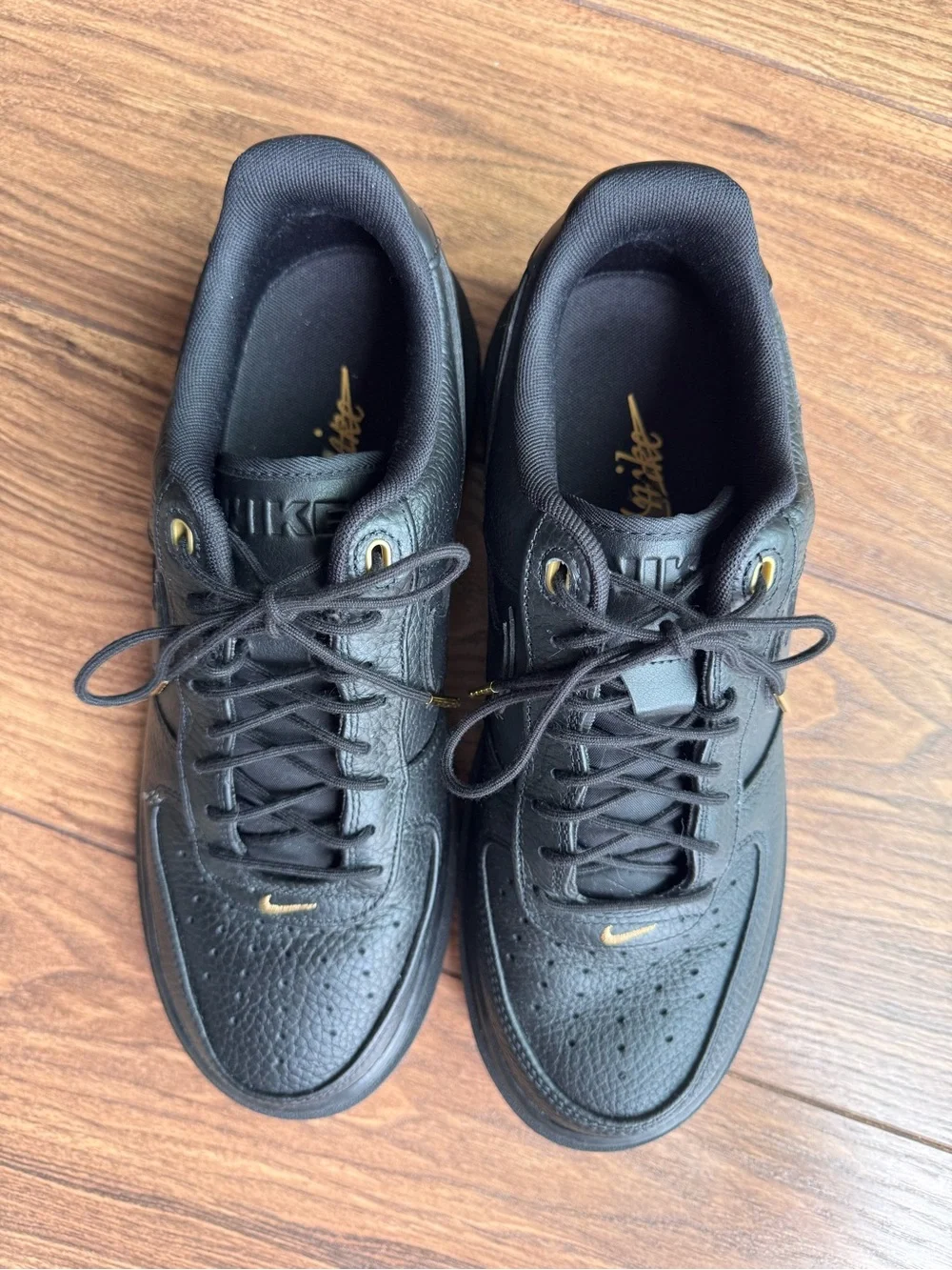 Nike low top